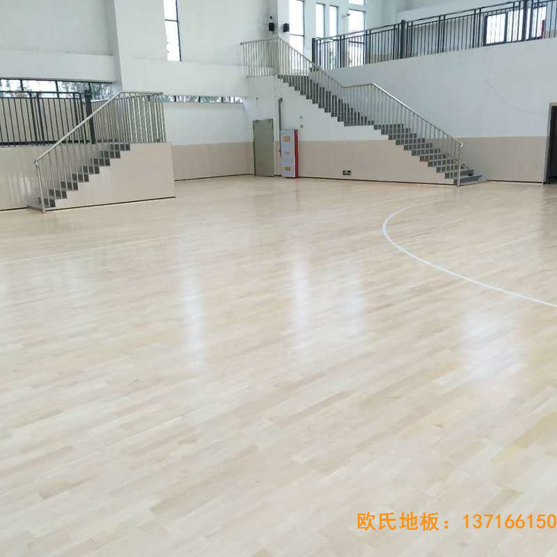 贛州寧都縣城關(guān)小學九章路校區(qū)運動木地板鋪設(shè)案例