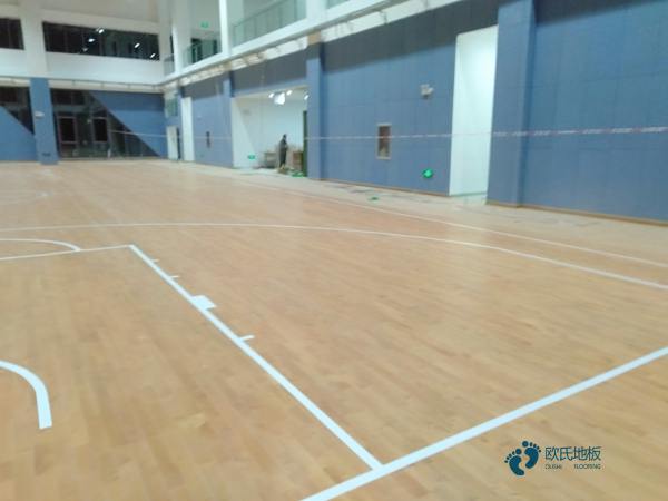 國標(biāo)運動體育地板施工方案1
