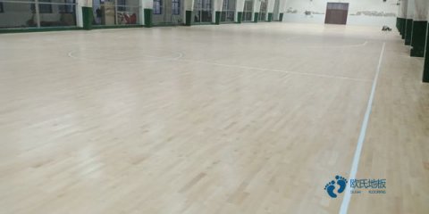 那有運(yùn)動館地板廠家報價